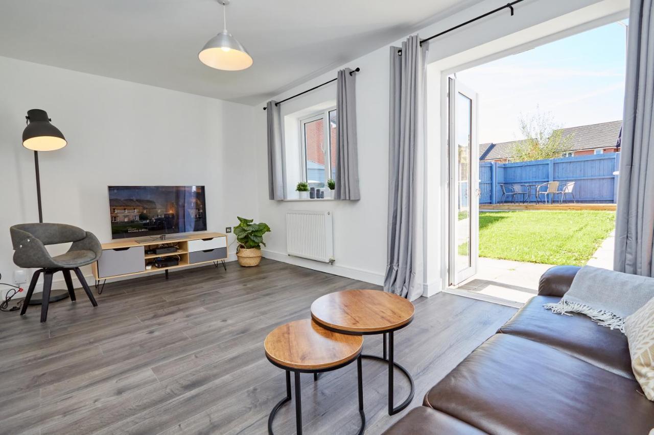 Cosy,Modern And Relaxing 3 Bedroom House With Parking Manchester Esterno foto