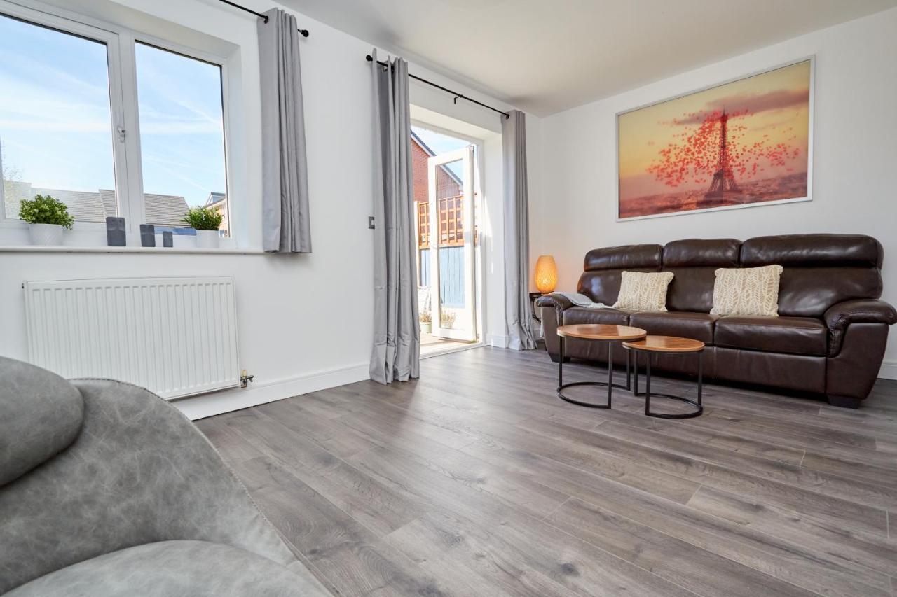 Cosy,Modern And Relaxing 3 Bedroom House With Parking Manchester Esterno foto